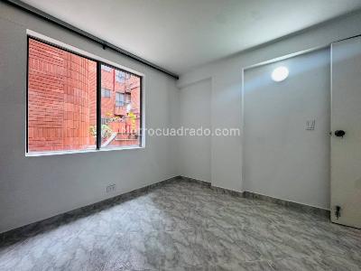 Apartamento de 3 alcobas en venta en La Castellana, Medellín, 77 m² · foto 20 de 20