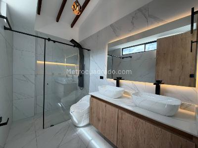 Casa de 3 alcobas en arriendo en San Antonio, Rionegro, 174 m² · foto 15 de 20