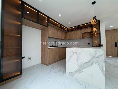 Casa de 3 alcobas en arriendo en San Antonio, Rionegro, 174 m² · foto 3 de 20