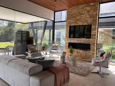 Casa de 4 alcobas en arriendo en Vereda La Laja, Rionegro · foto 3 de 20