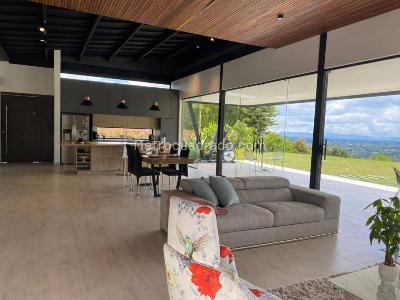 Casa de 4 alcobas en arriendo en Vereda La Laja, Rionegro · foto 7 de 20