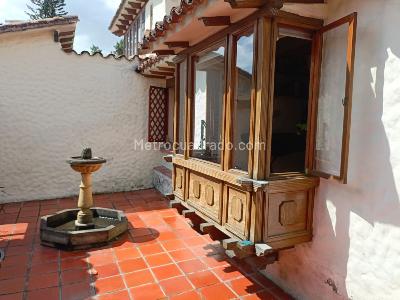 Casa de 4 alcobas en venta en Gratamira Campestre, Bogotá, 270 m² · foto 4 de 20