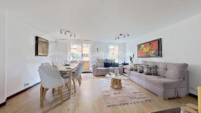 Apartamento de 3 alcobas en venta en Pontevedra, Bogotá, 98 m² · foto 2 de 20