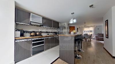 Apartamento de 3 alcobas en venta en Pontevedra, Bogotá, 98 m² · foto 6 de 20