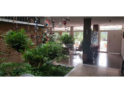 Casa de 5 alcobas en venta en La Magdalena, Girardot, 598 m² · foto 16 de 20