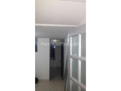Casa de 5 alcobas en venta en Los Cerezos Minuto De Dios, Bogotá, 400 m² · foto 3 de 20