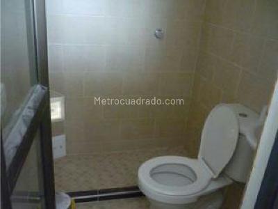 Casa de 5 alcobas en venta en Los Cerezos Minuto De Dios, Bogotá, 400 m² · foto 16 de 20