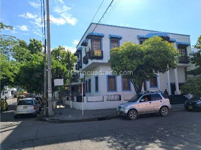 Casa de 4 alcobas en venta en Granada, Girardot, 198 m² · foto 3 de 20