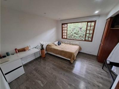 Casa de 3 alcobas en venta en San Jose De Bavaria, Bogotá, 180 m² · foto 6 de 19