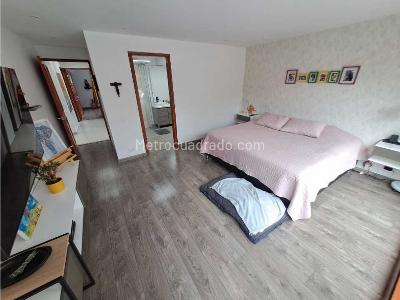 Casa de 3 alcobas en venta en San Jose De Bavaria, Bogotá, 180 m² · foto 11 de 19