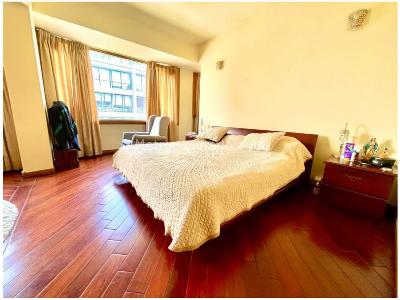 Apartamento de 4 alcobas en venta en Santa Barbara, Bogotá, 257 m² · foto 3 de 20