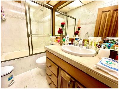Apartamento de 4 alcobas en venta en Santa Barbara, Bogotá, 257 m² · foto 9 de 20