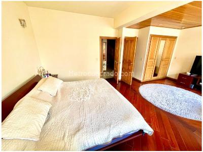 Apartamento de 4 alcobas en venta en Santa Barbara, Bogotá, 257 m² · foto 10 de 20