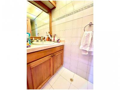 Apartamento de 4 alcobas en venta en Santa Barbara, Bogotá, 257 m² · foto 17 de 20