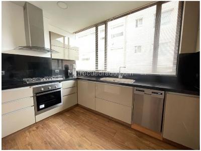 Apartamento de 3 alcobas en arriendo en Chico Reservado, Bogotá, 193 m² · foto 13 de 20