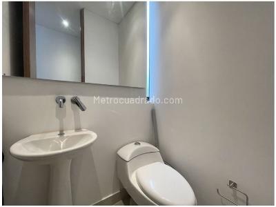 Apartamento de 3 alcobas en arriendo en Chico Reservado, Bogotá, 193 m² · foto 16 de 20