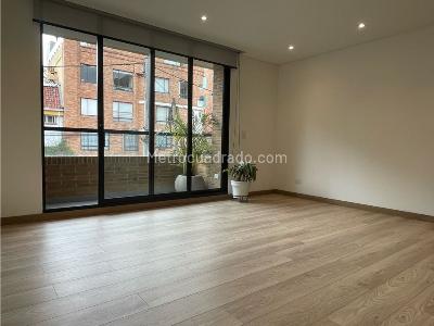 Apartamento de 2 alcobas en venta en San Patricio, Bogotá, 116 m² · foto 2 de 20