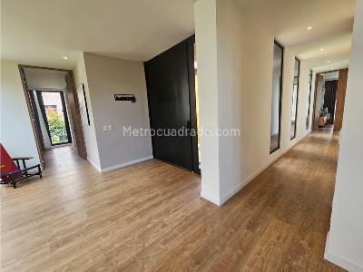 Casa de 3 alcobas en venta en San Jacinto, Chía, 1040 m² · foto 7 de 20