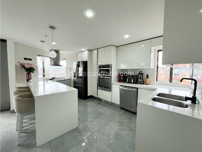 Apartamento de 5 alcobas en venta en La Calleja, Bogotá, 266 m² · foto 3 de 20