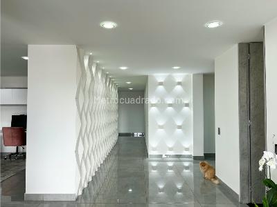 Apartamento de 5 alcobas en venta en La Calleja, Bogotá, 266 m² · foto 4 de 20