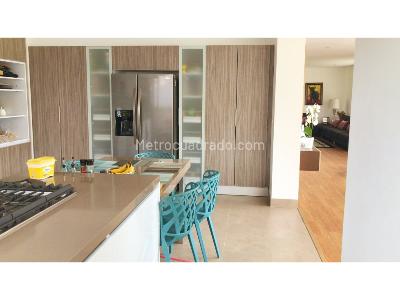 Casa de 5 alcobas en venta en Guaymaral, Bogotá, 440 m² · foto 19 de 20