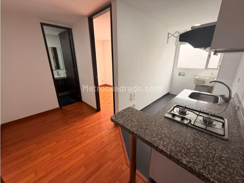 Piso – Bogotá D.C. - Más