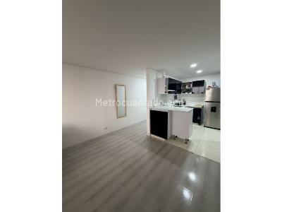 Apartamento de 2 alcobas en venta en Trinidad, Bogotá, 47 m² · foto 4 de 20