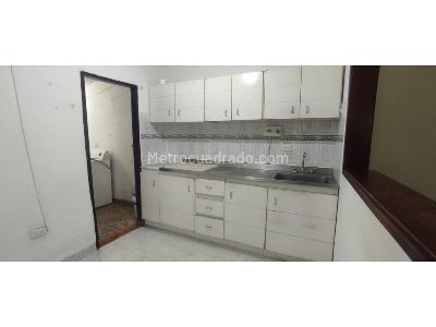 Casa de 5 alcobas en venta en Cambulos, Girardot, 203 m² · foto 15 de 19
