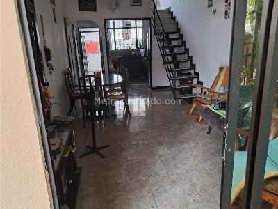 Casa de 4 alcobas en venta en Altos Del Peñon, Girardot, 90 m² · foto 12 de 20