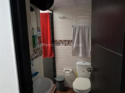 Casa de 4 alcobas en venta en Altos Del Peñon, Girardot, 90 m² · foto 17 de 20