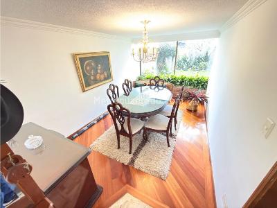 Casa en venta en Niza, Bogotá · foto 2 de 20