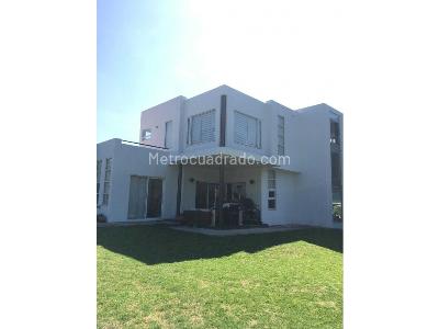Casa de 4 alcobas en venta en San Simon, Bogotá, 550 m² · foto 4 de 20
