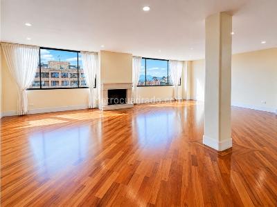 Apartment for rent in Rosales, Bogotá
