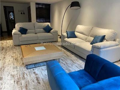Casa en venta en Gratamira, Bogotá · foto 3 de 12