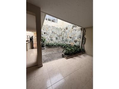 Casa de 4 alcobas en venta en Santa Isabel, Cali, 290 m² · foto 9 de 11