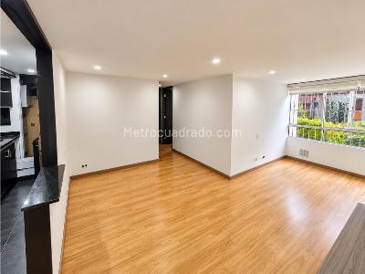 Apartamento de 2 alcobas en venta en San Antonio, Bogotá, 59 m² · foto 7 de 8