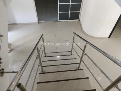 Casa de 5 alcobas en venta en Villa Carolina, Barranquilla, 114 m² · foto 2 de 17