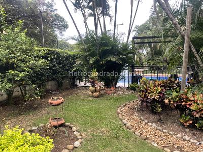Casa de 4 alcobas en venta en El Ingenio, Cali, 250 m² · foto 8 de 11