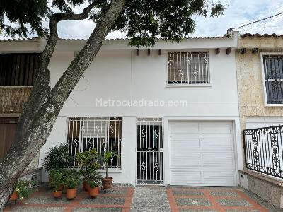 Casa de 4 alcobas en venta en La Flora, Cali, 300 m² · foto 2 de 20