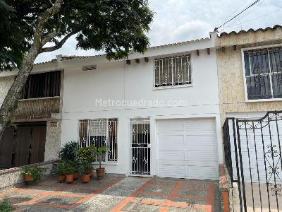 Casa de 4 alcobas en venta en La Flora, Cali, 300 m² · foto 3 de 20