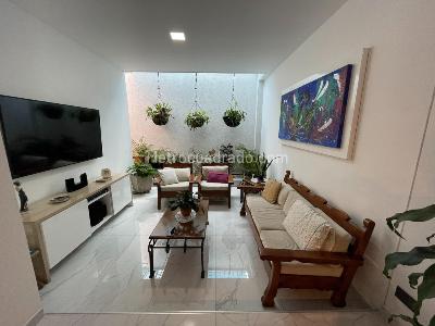 Casa de 4 alcobas en venta en La Flora, Cali, 300 m² · foto 12 de 20