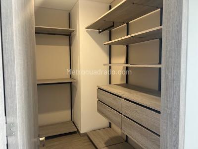 Apartamento de 3 alcobas en venta en Bellavista, Cali, 197 m² · foto 6 de 20
