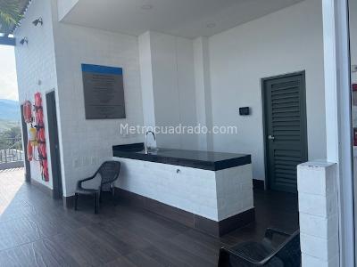 Apartamento de 3 alcobas en venta en Bellavista, Cali, 197 m² · foto 12 de 20