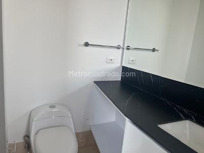 Apartamento de 3 alcobas en venta en Bellavista, Cali, 197 m² · foto 17 de 20