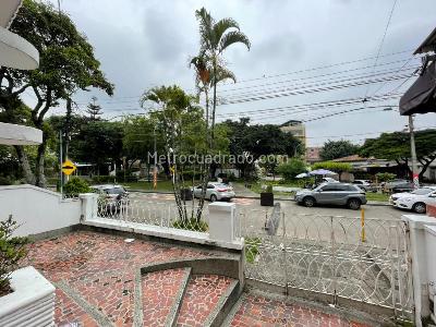 Casa de 5 alcobas en venta en San Fernando, Cali, 325 m² · foto 3 de 20