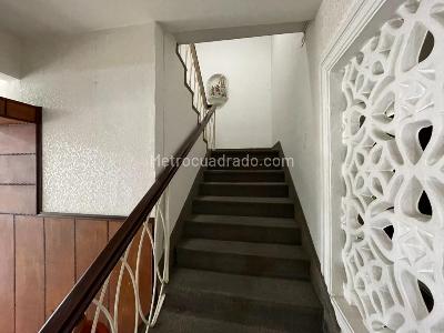 Casa de 5 alcobas en venta en San Fernando, Cali, 325 m² · foto 19 de 20