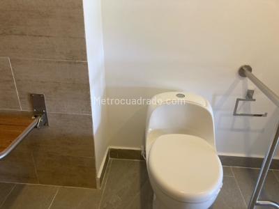Apartamento de 1 alcoba en venta en Parcelaciones Pance, Cali, 64 m² · foto 18 de 20