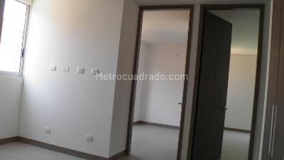 Apartamento de 3 alcobas en venta en Altos De Santa Isabel, Cali, 135 m² · foto 4 de 20