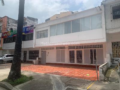Casa de 3 alcobas en venta en Versalles, Cali, 400 m² · foto 2 de 6