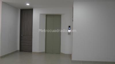 Apartamento de 3 alcobas en venta en Altos De Santa Isabel, Cali, 143 m² · foto 2 de 20